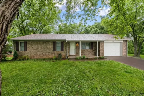 168 Circle Dr, Auburn, KY 42206