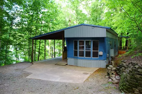 120 Chubb Ln, Scottsville, KY 42164