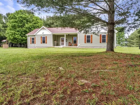 7848 7840 New Bowling Green Rd, Smiths Grove, KY 42171