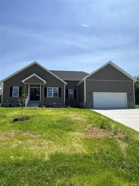 10 Sun Dr, Scottsville, KY 42164