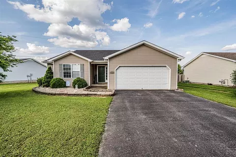 1342 Salem Cir, Bowling Green, KY 42101