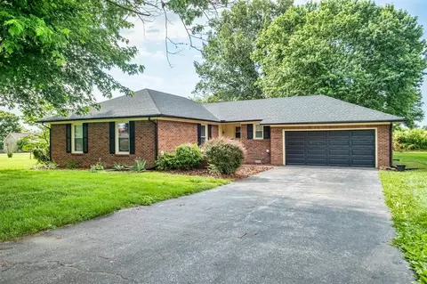 205 Honeysuckle Rd, Franklin, KY 42134