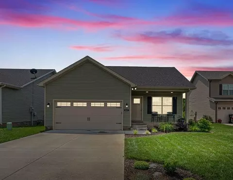 827 River Birch Rd, Bowling Green, KY 42103