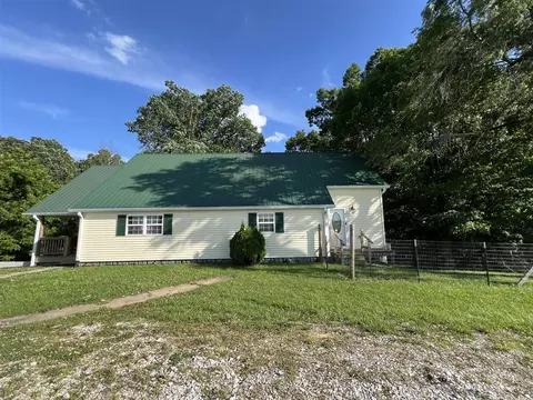 10198 Brownsville Rd, Morgantown, KY 42261