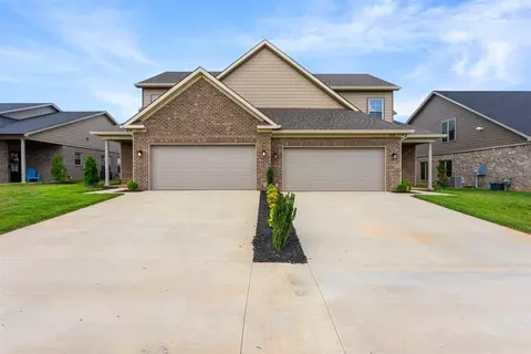 532 Cumberland Pointe Ln, Bowling Green, KY 42104