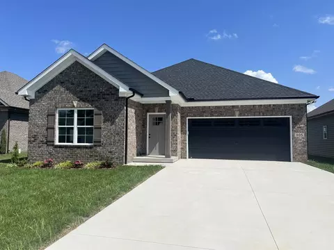 805 Mcintyre St, Bowling Green, KY 42101