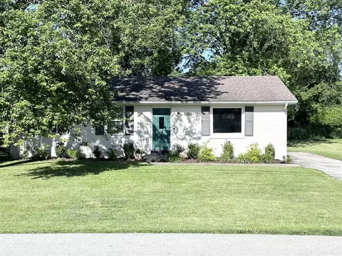 1203 Shannon Dr, Bowling Green, KY 42101