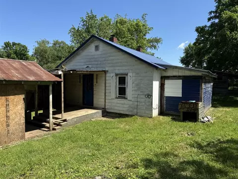 305 Guthrie St, Horse Cave, KY 42749