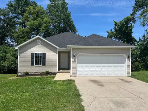 547 Starboard Ct, Bowling Green, KY 42103