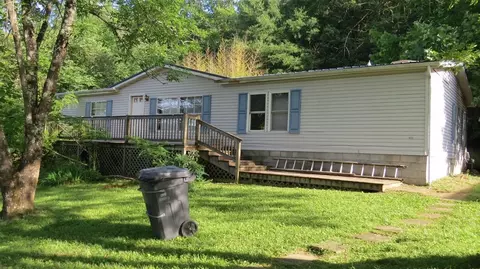 820 Mammoth Cave Rd, Brownsville, KY 42210