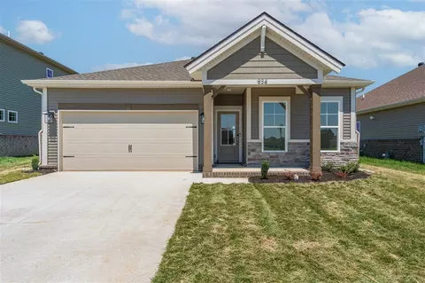 924 Anise Ln, Bowling Green, KY 42104