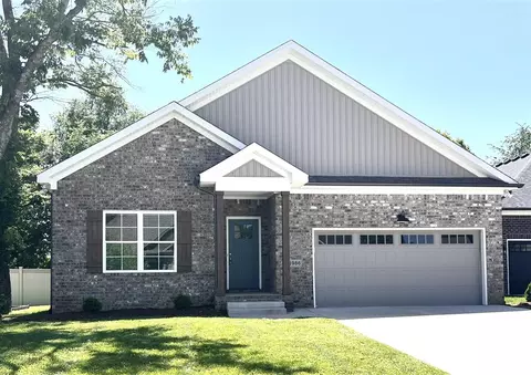 3986 Cadillac Ct, Bowling Green, KY 42104