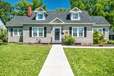 901 Magnolia St, Bowling Green, KY 42103