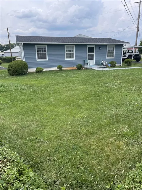 133 Graham Dr, Bowling Green, KY 42101