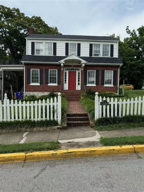 736 E 11th Ave, Bowling Green, KY 42101
