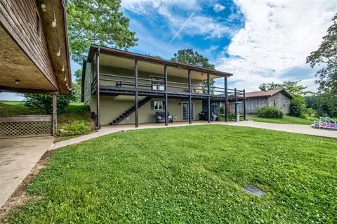 1375 Hadden Mill Rd, Elkton, KY 42220