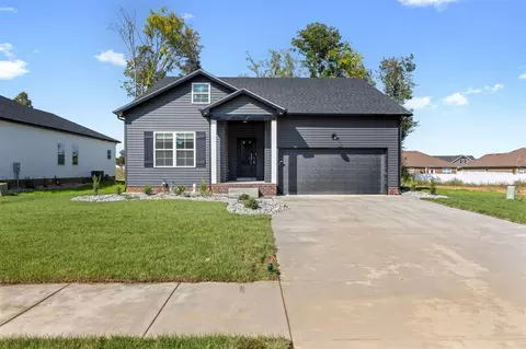 2772 Cedrus Ave, Bowling Green, KY 42101