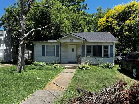 1560 Collegeview Dr, Bowling Green, KY 42101