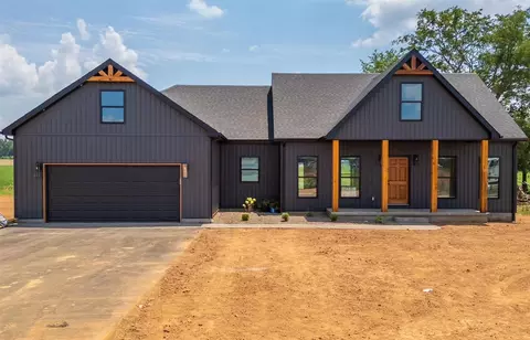 124 Mccutchen Ct, Auburn, KY 42206