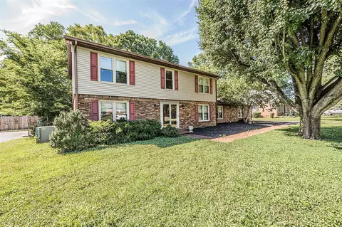 3315 Bow Dr, Bowling Green, KY 42104