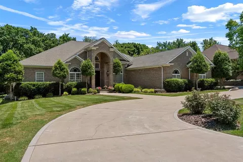 19 Talbott Dr, Bowling Green, KY 42103
