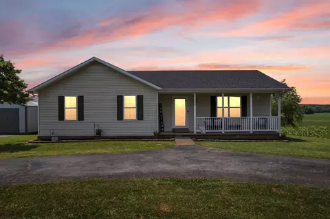 165 Pondsville Rd, Smiths Grove, KY 42171