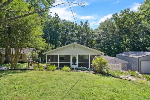 239 N Shady Rest Rd, Glasgow, KY 42141