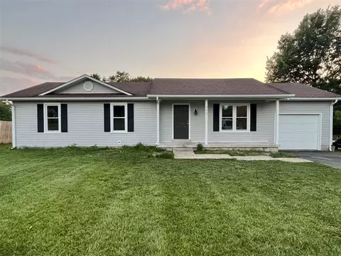 245 Whitecotton Dr, Bowling Green, KY 42103