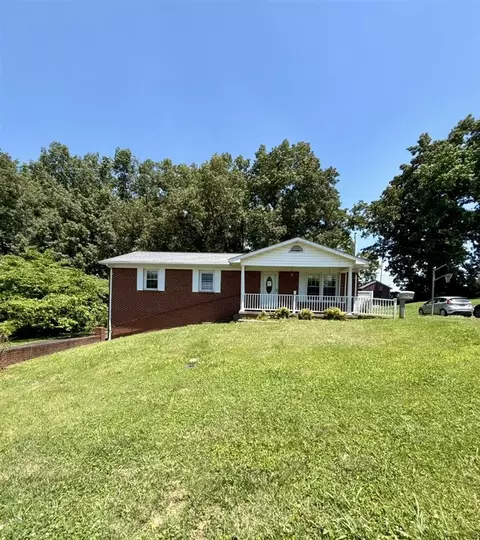 212 Jim Bryant Ave, Tompkinsville, KY 42167