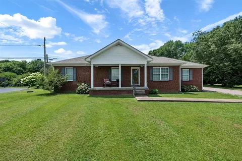 131 Southwest Cir, Scottsville, KY 42164