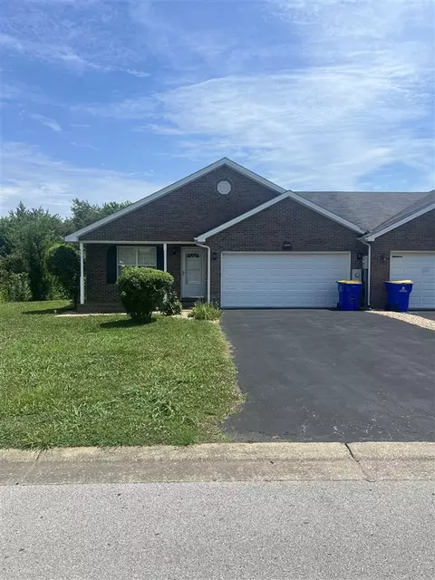 304 Hanover St, Bowling Green, KY 42101