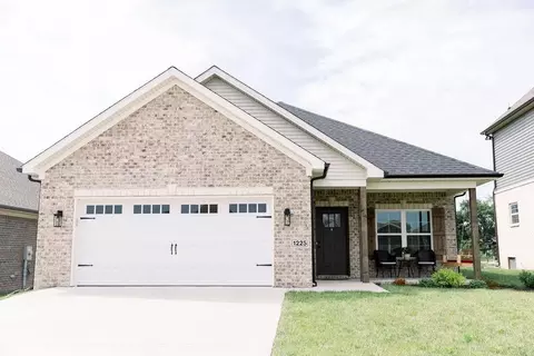 1225 Shallowford St, Bowling Green, KY 42101