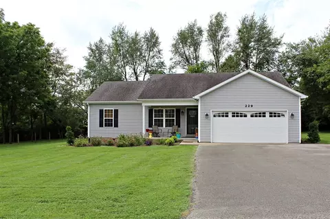 229 Brown St, Smiths Grove, KY 42171