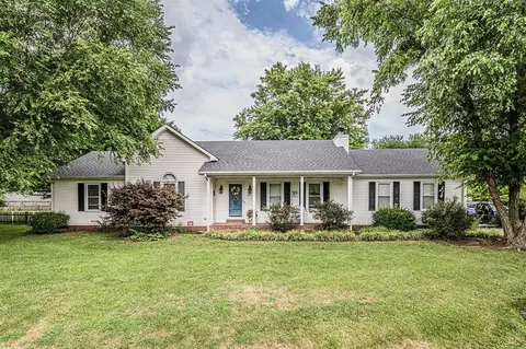 150 Jacklyn Ct, Bowling Green, KY 42104