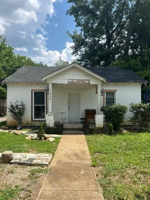 1028 Vine St, Bowling Green, KY 42101