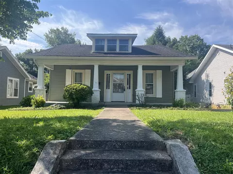 1044 Nutwood Dr, Bowling Green, KY 42103