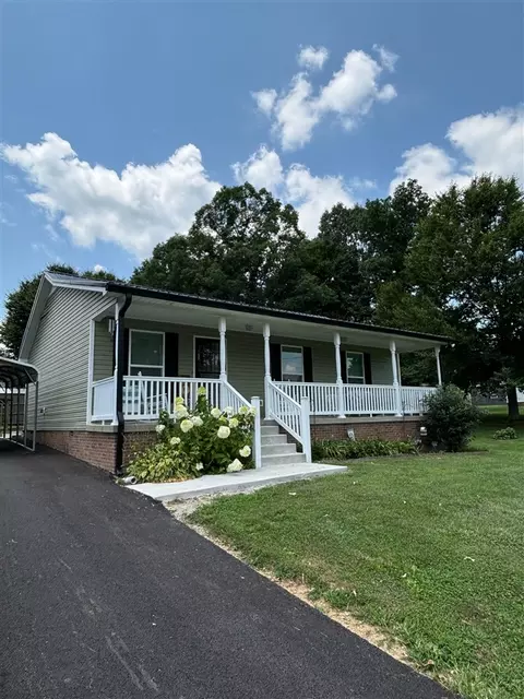 57 Matt Dr, Scottsville, KY 42164