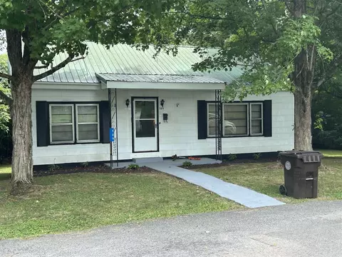 509 Water St, Scottsville, KY 42164