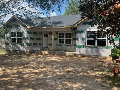 35 Petty Davis Rd, Scottsville, KY 42164