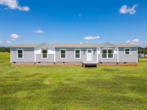 5697 Conn Rd, Adairville, KY 42202