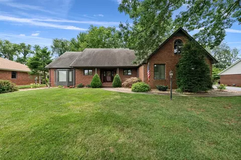2804 Carriage Hill Dr, Bowling Green, KY 42104