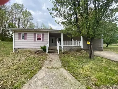 1620 Oak Tree Dr, Central City, KY 42330