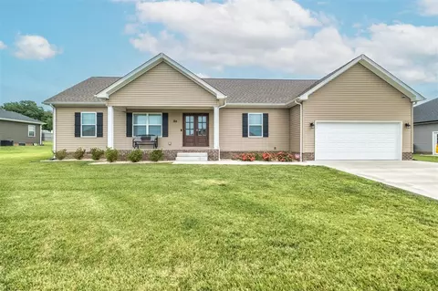 104 Willow Hill Ct, Auburn, KY 42206