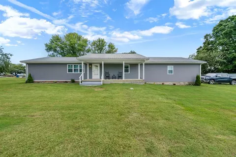 7812 Edmonton Rd, Glasgow, KY 42141