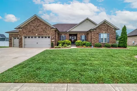 1371 Muirfield Ln, Bowling Green, KY 42104