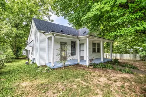 595 E 7th St, Russellville, KY 42276