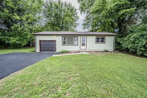 4273 Glen Lily Rd, Bowling Green, KY 42101