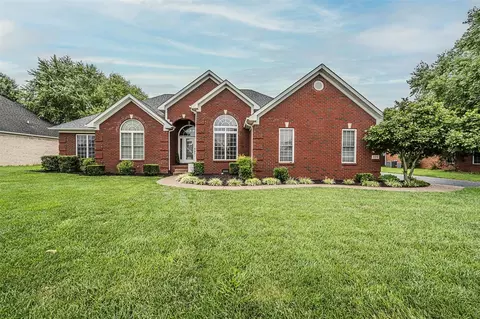 825 Poppy Hills Way, Bowling Green, KY 42104