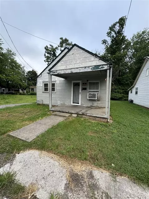 507 W 2nd St, Hopkinsville, KY 42240