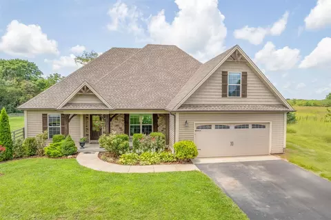 673 Perry Martin Rd, Woodburn, KY 42170